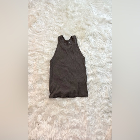 Everlane Racerback Tank - Picture 2 of 2